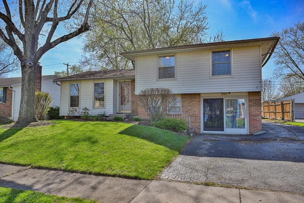 Columbus, Ohio 43232, United States, 3 Bedrooms Bedrooms, ,2 BathroomsBathrooms,Residential,Contingent,111140