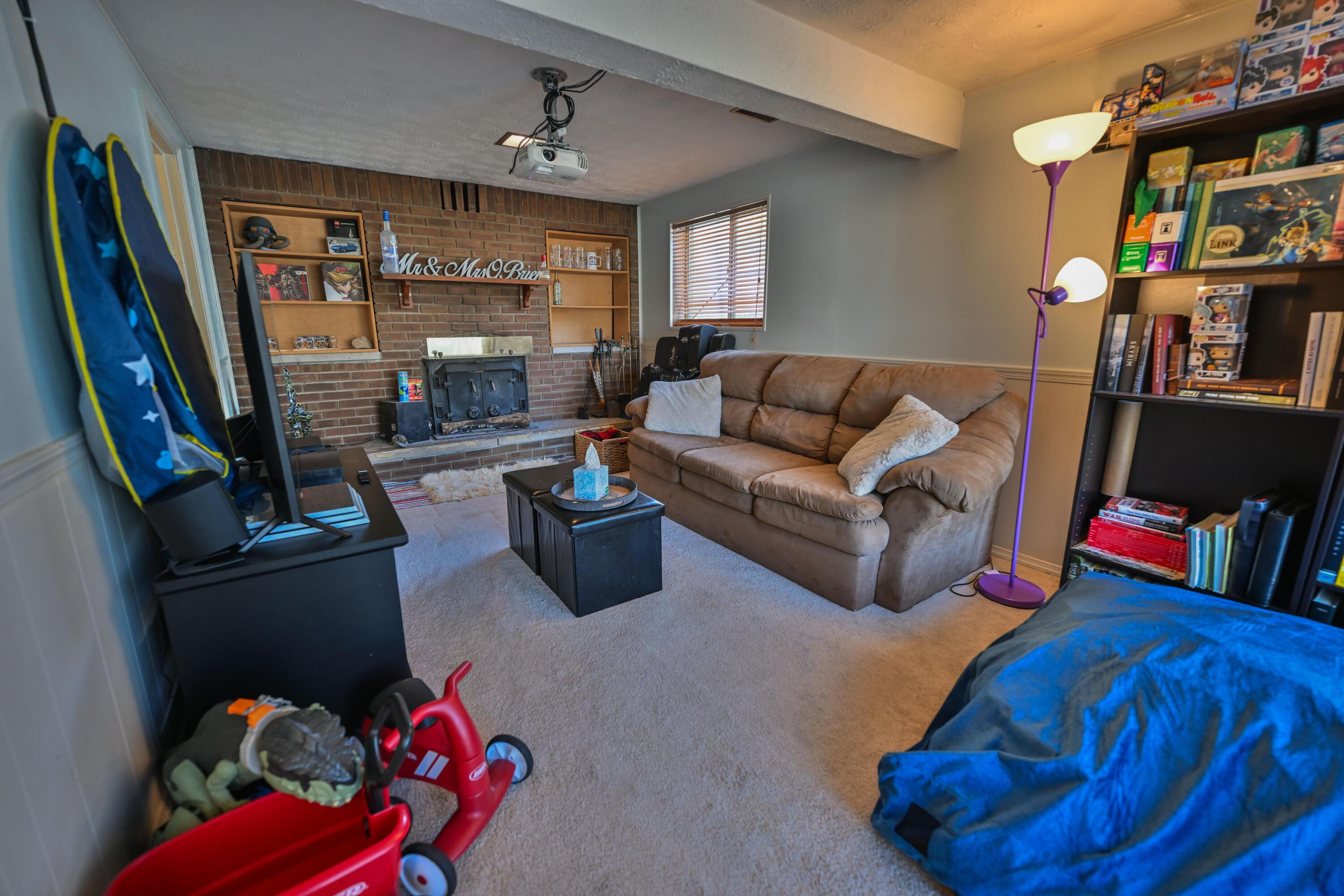 Columbus, Ohio 43232, United States, 3 Bedrooms Bedrooms, ,2 BathroomsBathrooms,Residential,Contingent,111140