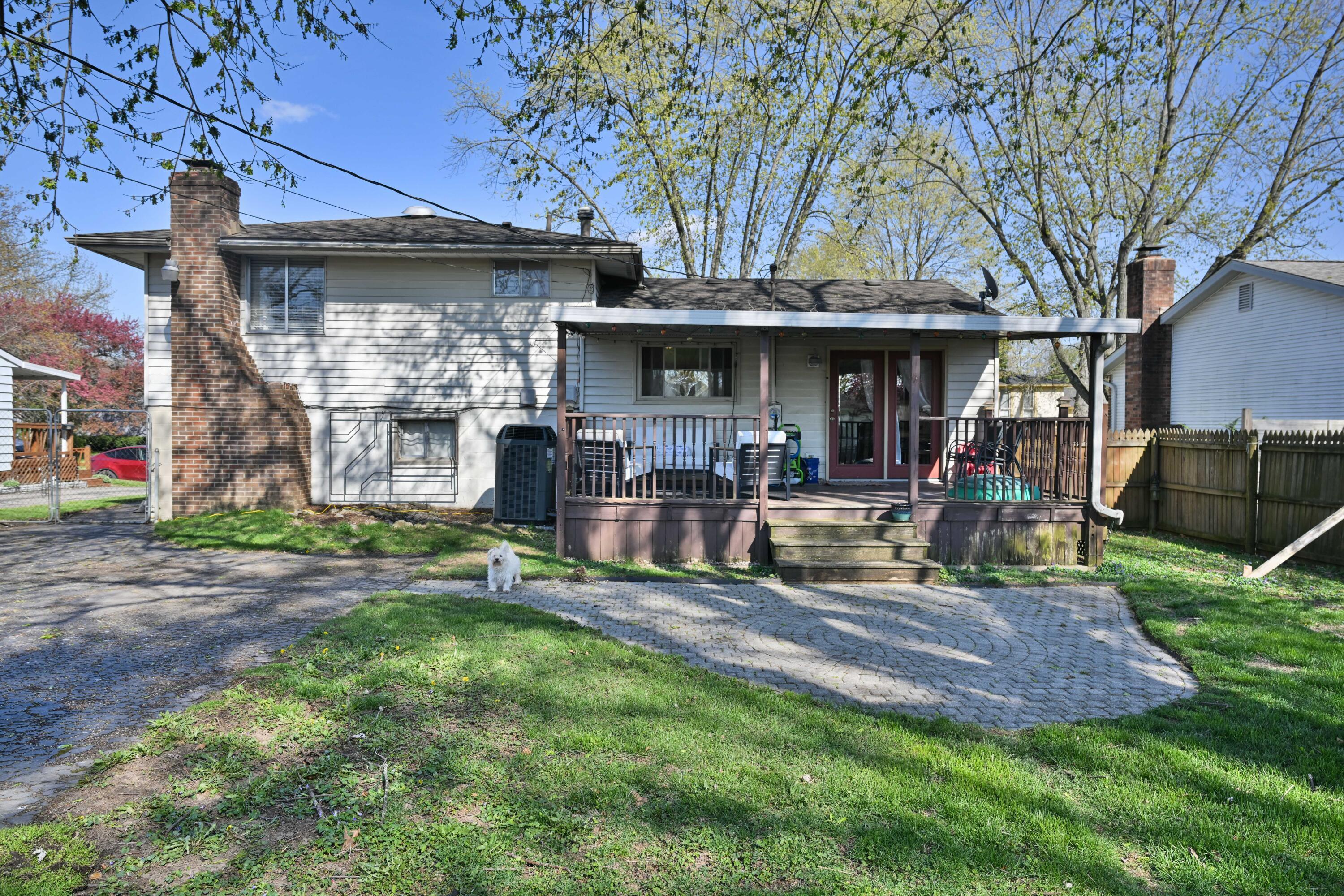 Columbus, Ohio 43232, United States, 3 Bedrooms Bedrooms, ,2 BathroomsBathrooms,Residential,Contingent,111140