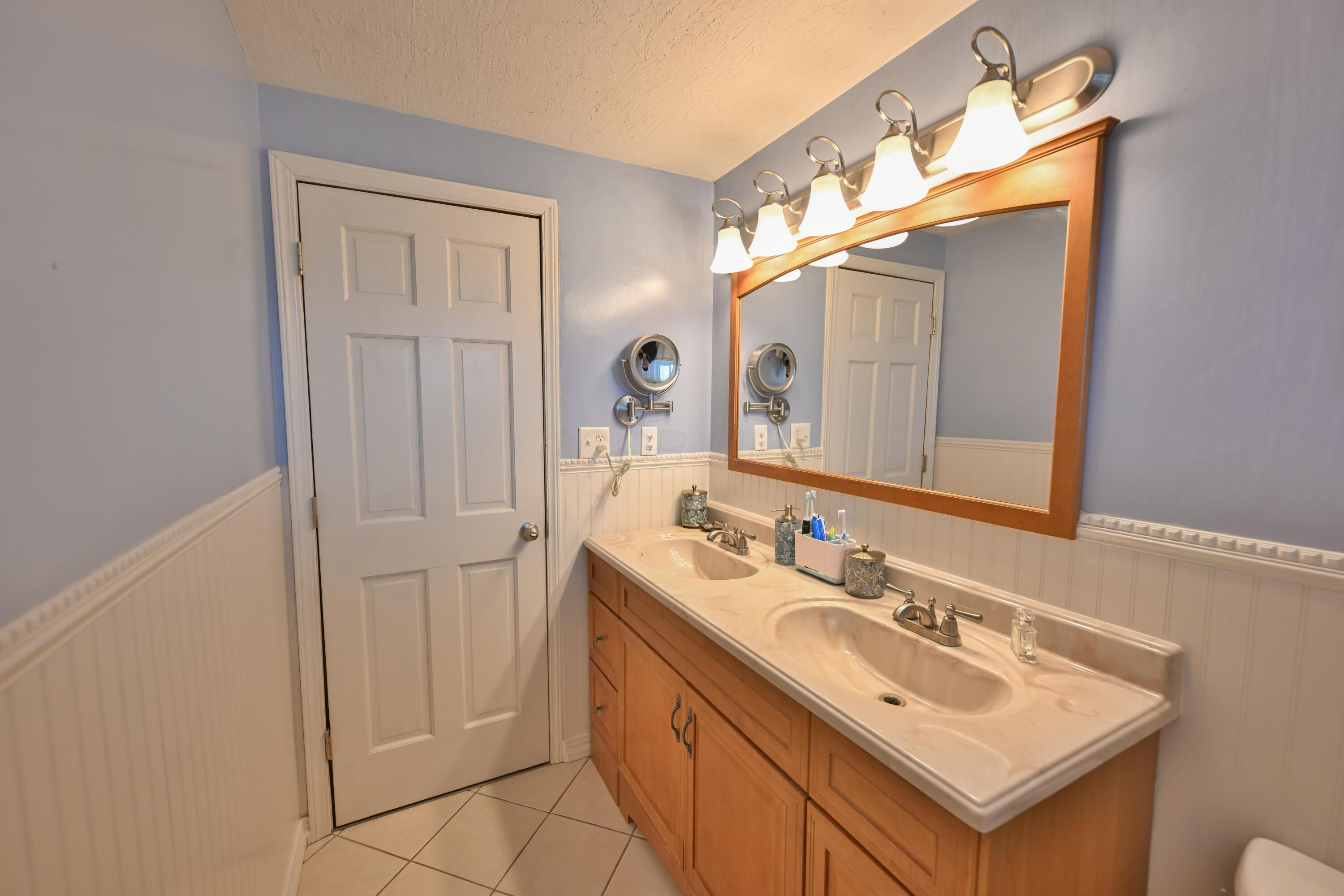 Columbus, Ohio 43232, United States, 3 Bedrooms Bedrooms, ,2 BathroomsBathrooms,Residential,Contingent,111140