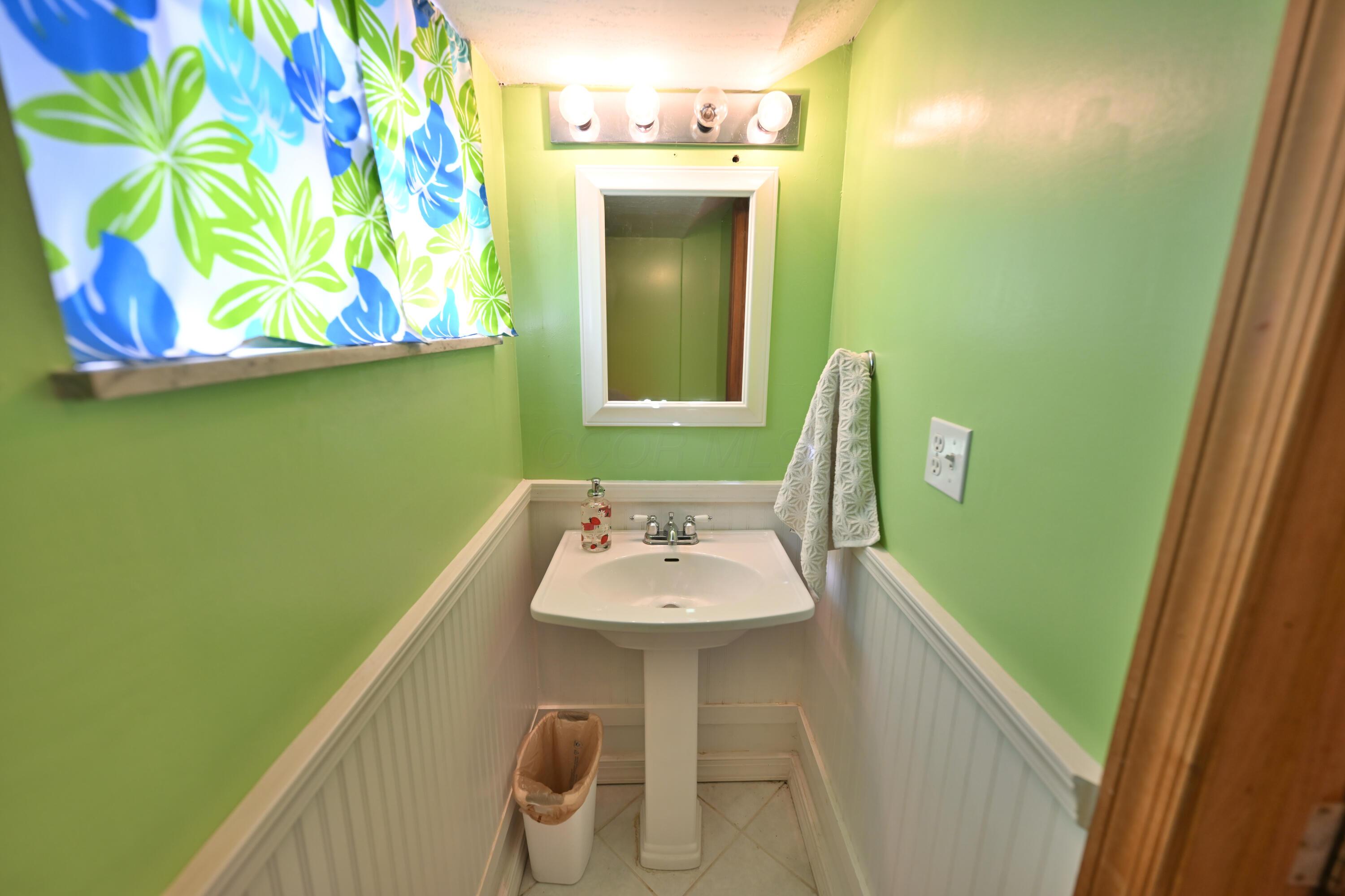 Columbus, Ohio 43232, United States, 3 Bedrooms Bedrooms, ,2 BathroomsBathrooms,Residential,Contingent,111140