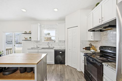 Tiny photo for 325 Green Acres Drive, Johnstown, OH 43031 (MLS # 226002701)