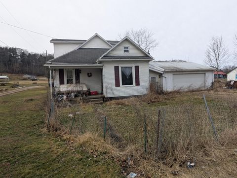 Photo of 8455 Mckinley Street, Crooksville, OH 43731 (MLS # 226004497)