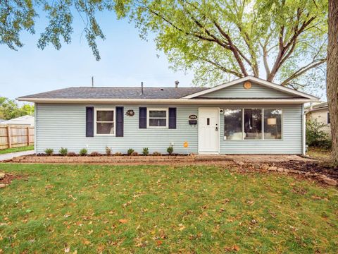 Photo of 7406 Warwick Avenue, Reynoldsburg, OH 43068 (MLS # 225036587)