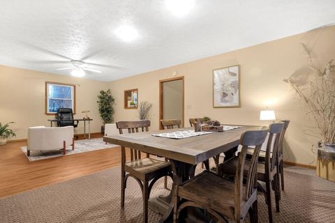 Tiny photo for 401 Busby Avenue, Lancaster, OH 43130 (MLS # 225044266)