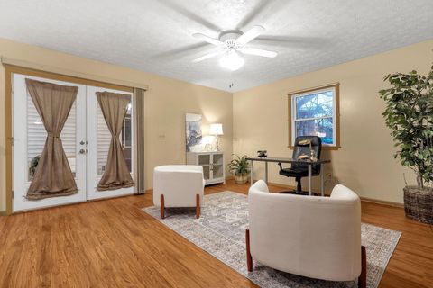 Tiny photo for 401 Busby Avenue, Lancaster, OH 43130 (MLS # 225044266)