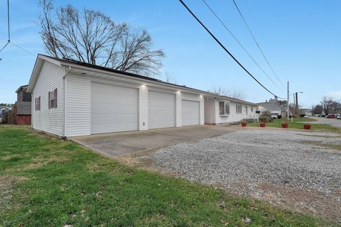 Tiny photo for 401 Busby Avenue, Lancaster, OH 43130 (MLS # 225044266)