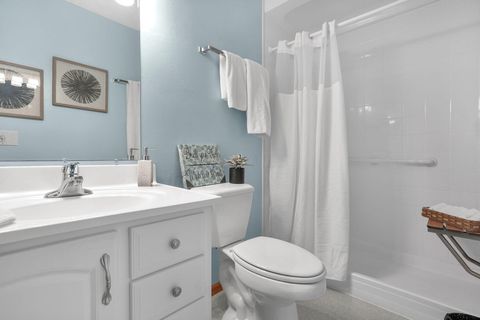 Tiny photo for 401 Busby Avenue, Lancaster, OH 43130 (MLS # 225044266)