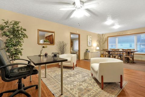 Tiny photo for 401 Busby Avenue, Lancaster, OH 43130 (MLS # 225044266)