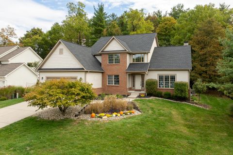 Photo of 6061 Highland Hills Drive, Westerville, OH 43082 (MLS # 225039357)