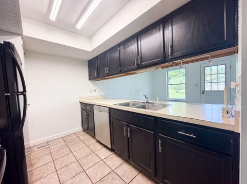 Tiny photo for 7761 Sagemeadow Court, Columbus, OH 43235 (MLS # 226030272)