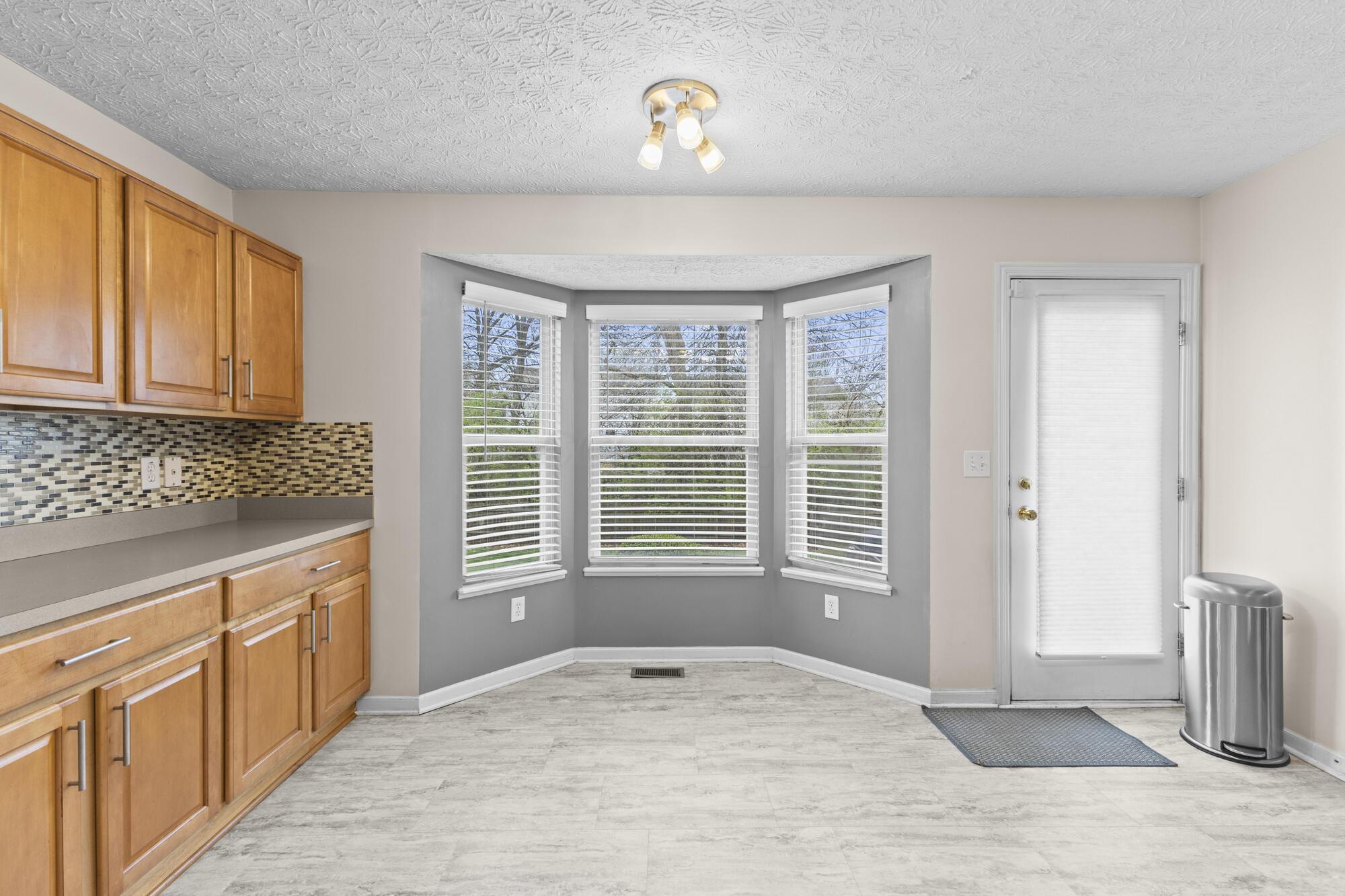 388 Rocky Springs Drive, Blacklick, Ohio image 13