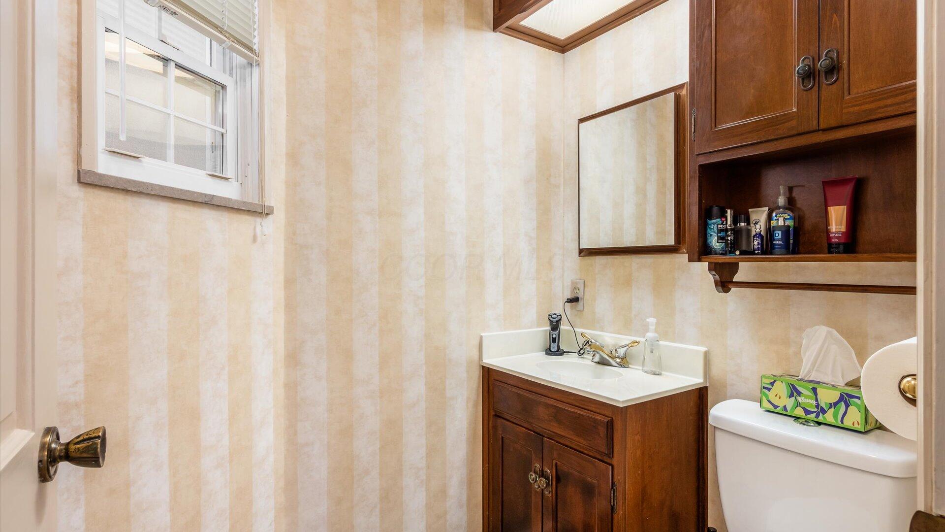 2727 Dresden Road, Zanesville, Ohio image 27