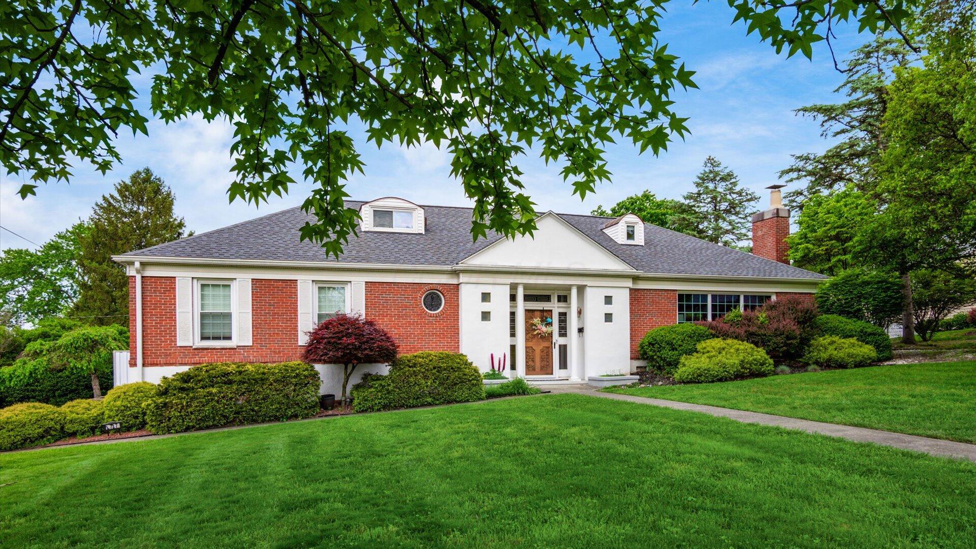 2727 Dresden Road, Zanesville, Ohio image 3