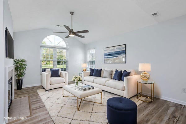 3820 FALLS CIRCLE DR, HILLIARD, OH 43026 - Image a658aee07d3e04400fdb66d322144cae/3036182507