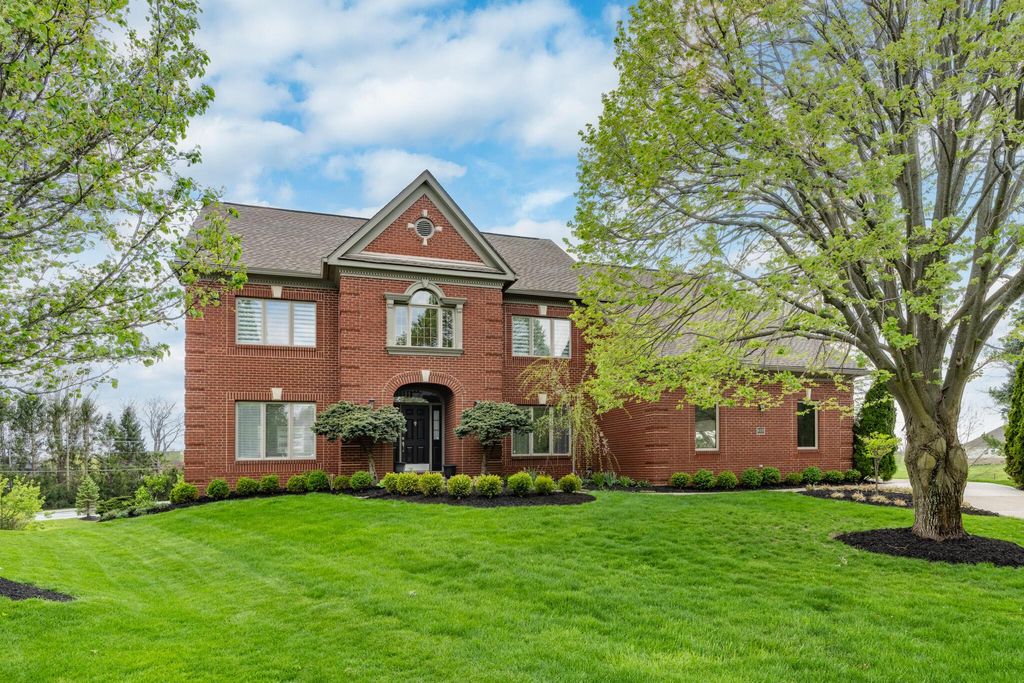 Photo of 4335 Ewing Court, Powell, OH 43065 (MLS # 226012724)