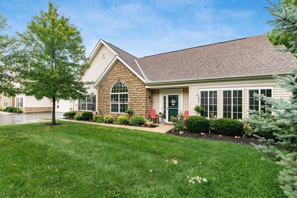 Photo of 4841 Ashleigh Drive, Dublin, OH 43016 (MLS # 226030142)