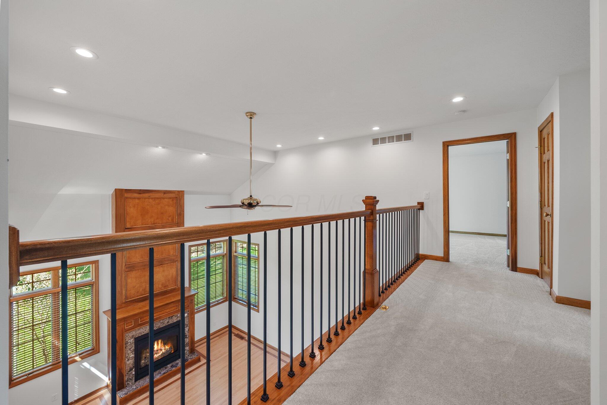 2467 Marthas Wood, Grove City, Ohio image 27