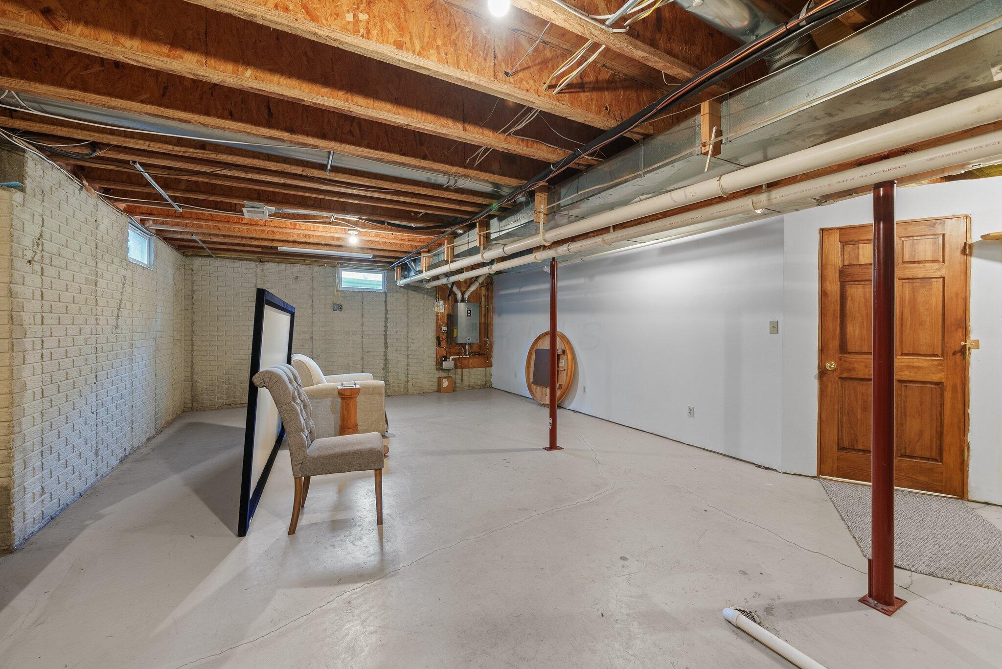 2467 Marthas Wood, Grove City, Ohio image 49