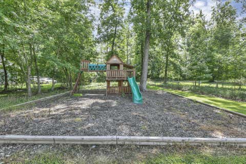 Tiny photo for 13426 Cedar Road NE, Thornville, OH 43076 (MLS # 226024635)