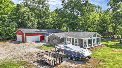 Tiny photo for 13426 Cedar Road NE, Thornville, OH 43076 (MLS # 226024635)