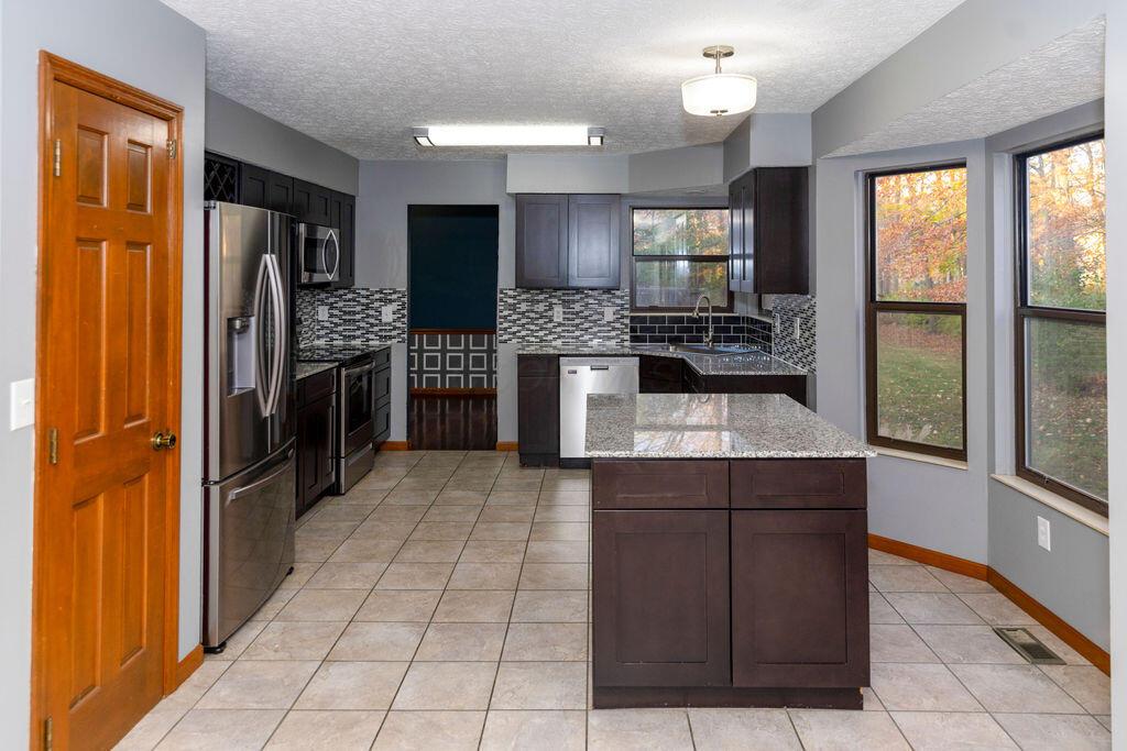 3092 Highland Park Drive, Pickerington, Ohio image 22