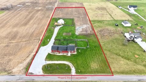 Photo of 14240 Dutch Cross Road, Centerburg, OH 43011 (MLS # 226008765)