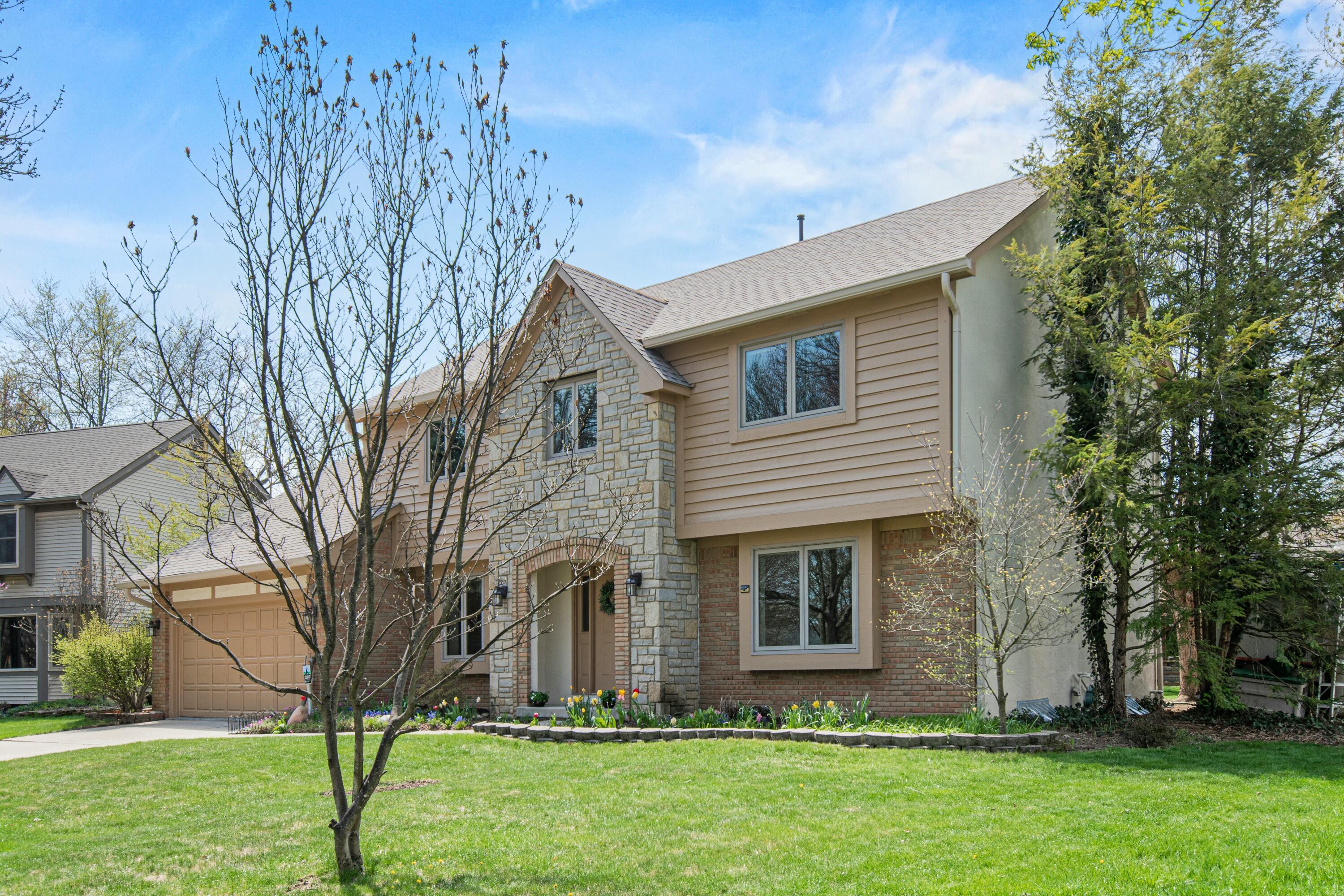 7101 Wendy Trail Lane, Dublin, Ohio image 2