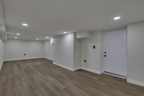 Tiny photo for 2227 Zollinger Road, Columbus, OH 43221 (MLS # 225037574)
