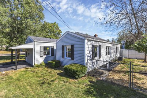 Tiny photo for 2227 Zollinger Road, Columbus, OH 43221 (MLS # 225037574)
