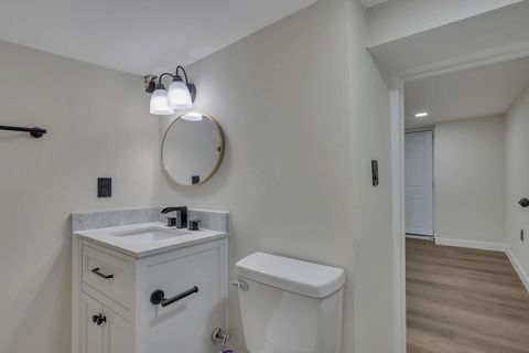 Tiny photo for 2227 Zollinger Road, Columbus, OH 43221 (MLS # 225037574)