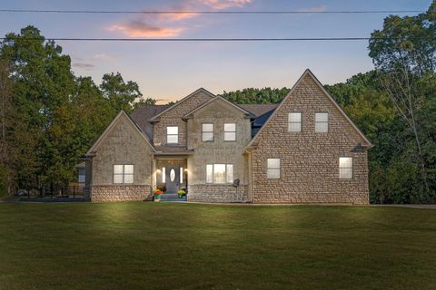 Photo of 9426 Bennington Chapel Road NW, Centerburg, OH 43011 (MLS # 225036520)