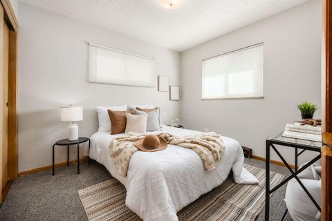 Tiny photo for 117 Postle Boulevard, Columbus, OH 43228 (MLS # 225040604)