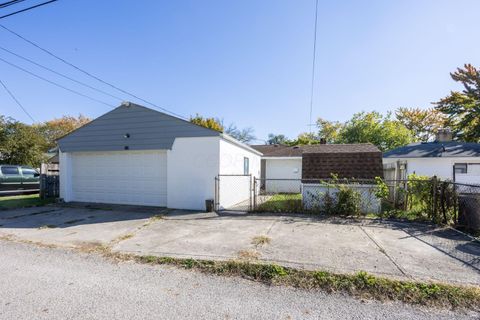 Tiny photo for 117 Postle Boulevard, Columbus, OH 43228 (MLS # 225040604)