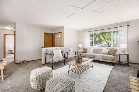 Tiny photo for 117 Postle Boulevard, Columbus, OH 43228 (MLS # 225040604)