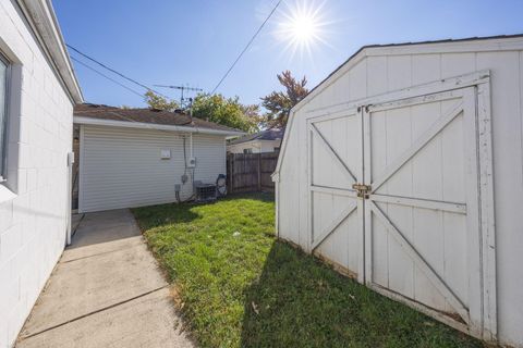 Tiny photo for 117 Postle Boulevard, Columbus, OH 43228 (MLS # 225040604)