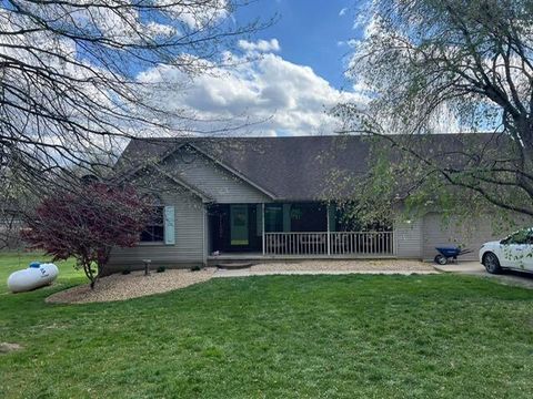 Photo of 6393 Marietta Road SE, Lancaster, OH 43130 (MLS # 226013094)