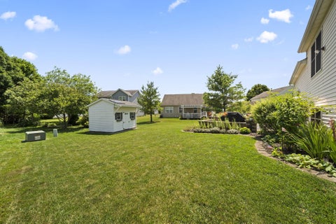 Tiny photo for 3194 Sitka Spruce Drive, Grove City, OH 43123 (MLS # 226036366)