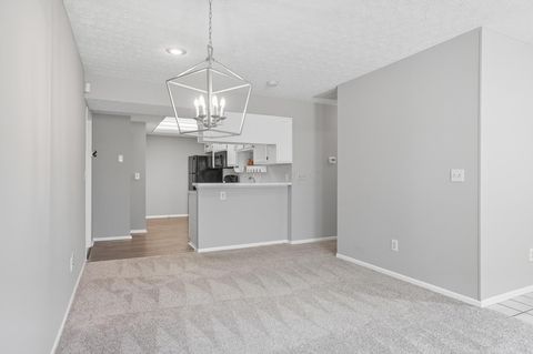 Tiny photo for 301 Villa Oaks Lane, Columbus, OH 43230 (MLS # 225037385)