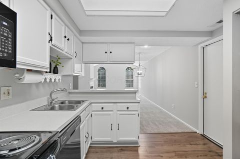 Tiny photo for 301 Villa Oaks Lane, Columbus, OH 43230 (MLS # 225037385)