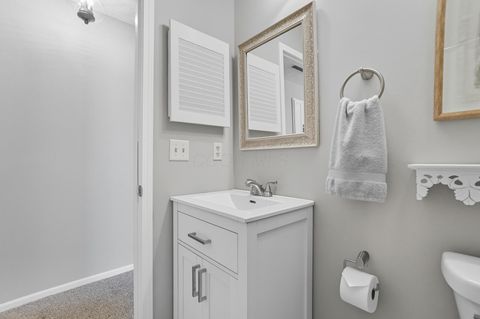 Tiny photo for 301 Villa Oaks Lane, Columbus, OH 43230 (MLS # 225037385)