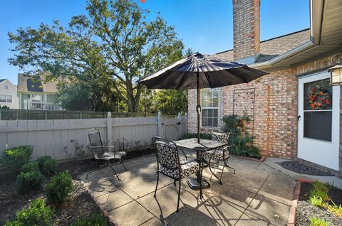 Tiny photo for 301 Villa Oaks Lane, Columbus, OH 43230 (MLS # 225037385)