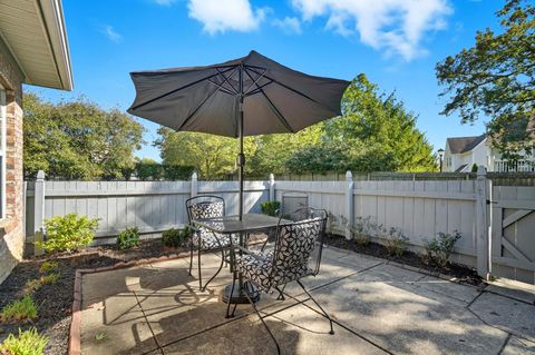 Tiny photo for 301 Villa Oaks Lane, Columbus, OH 43230 (MLS # 225037385)