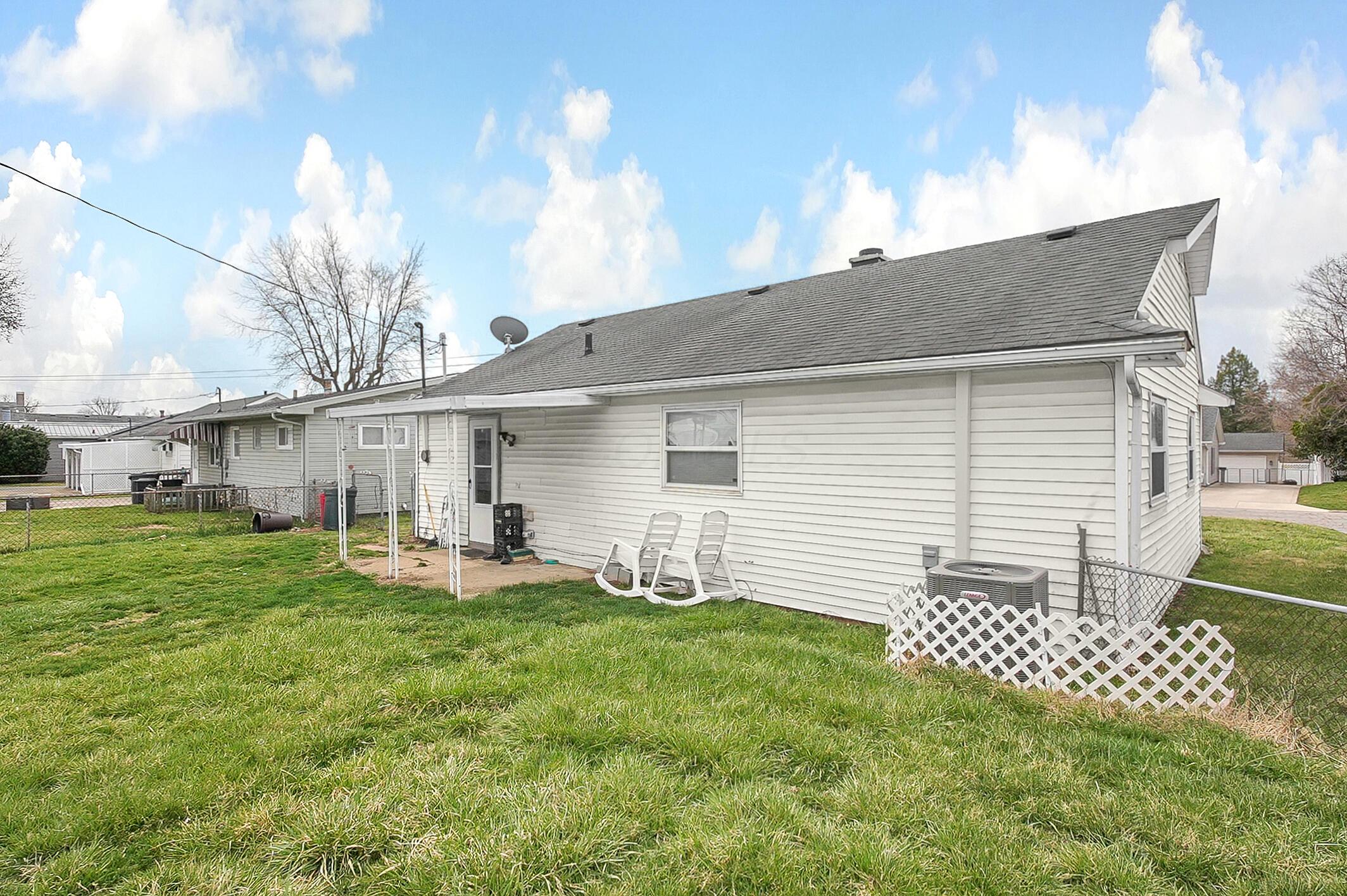148 Griner Avenue, Circleville, Ohio image 6