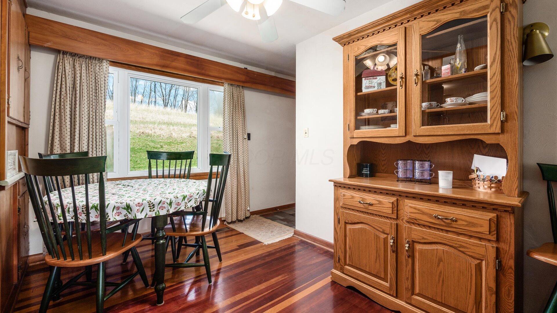 8236 Pleasant Valley Road, Frazeysburg, Ohio image 7