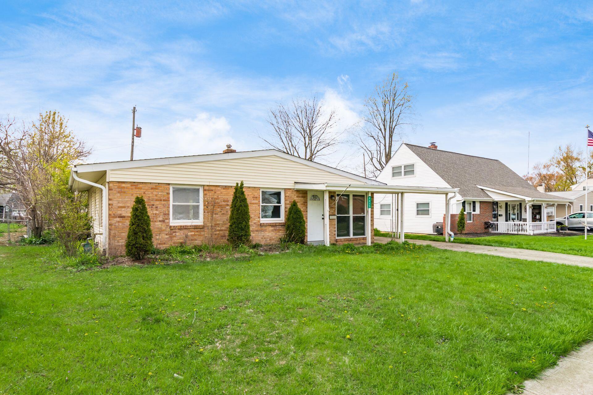 4315 Brookgrove Drive, Grove City, Ohio image 3