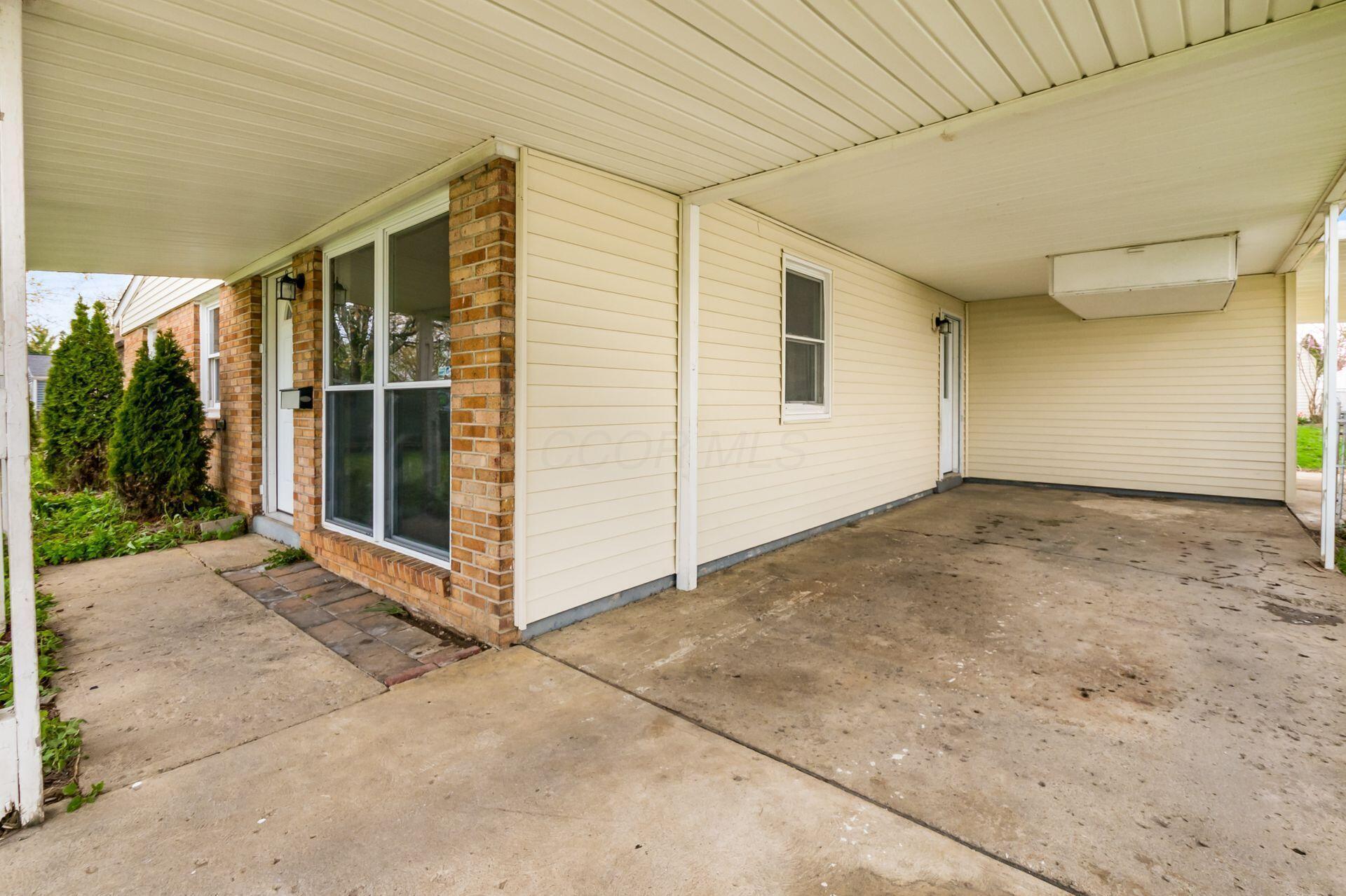 4315 Brookgrove Drive, Grove City, Ohio image 33