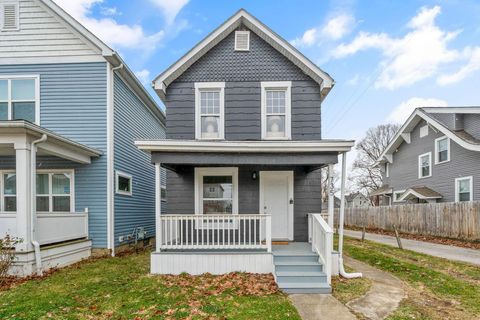 Photo of 735 Reinhard Avenue, Columbus, OH 43206 (MLS # 225046037)