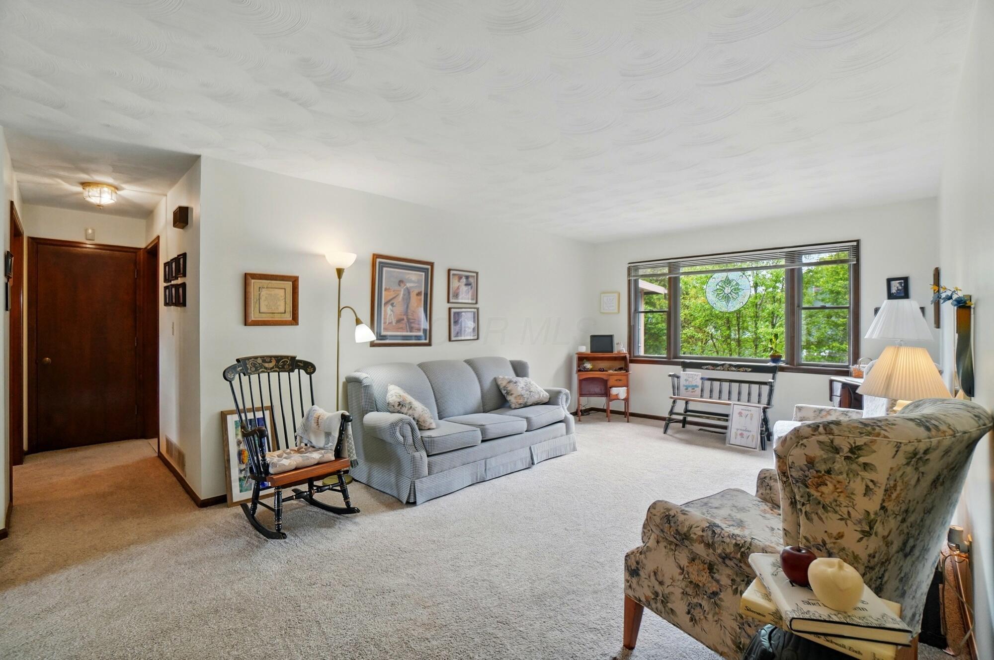 2857 Buxton Lane, Grove City, Ohio image 7