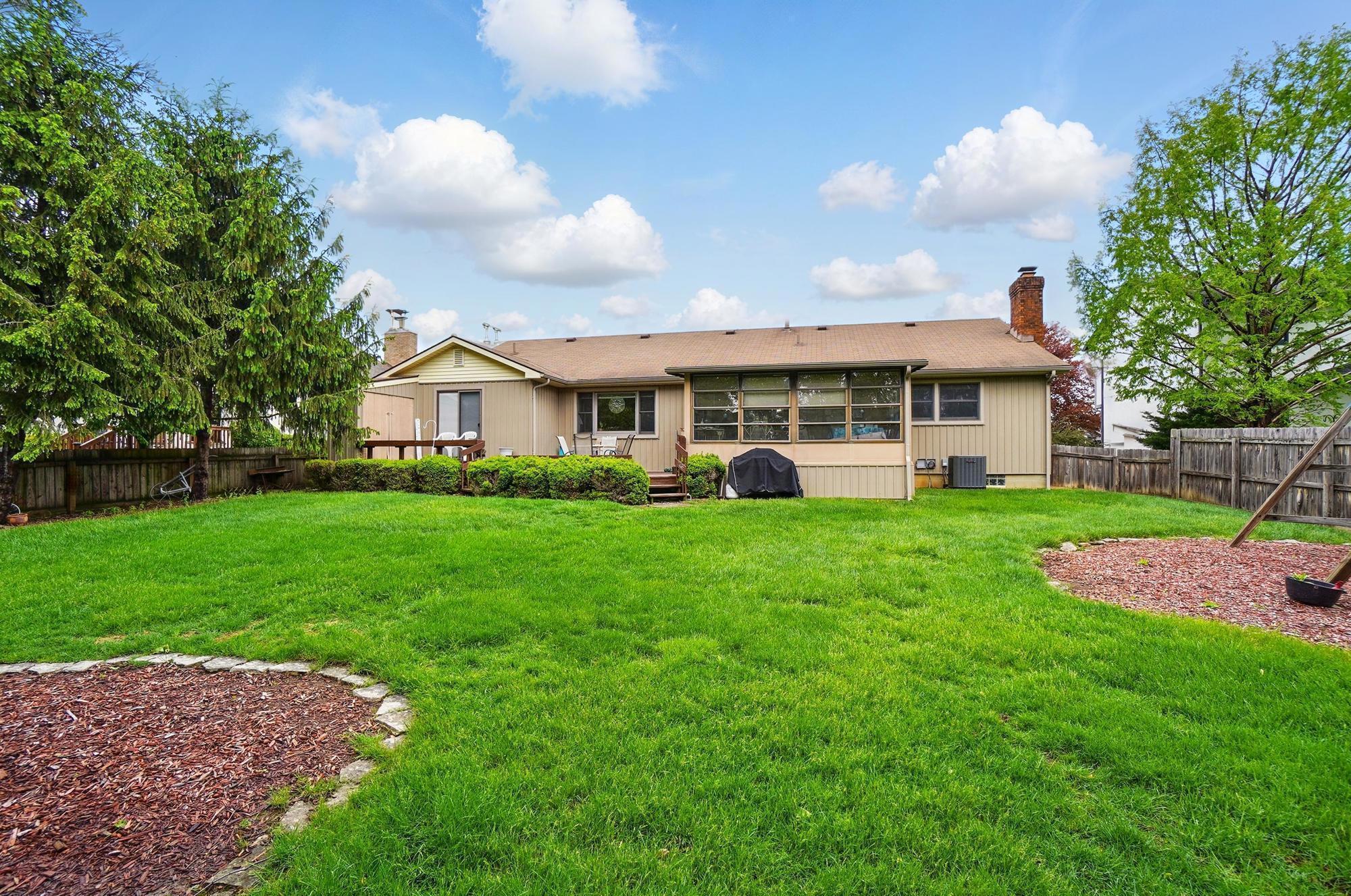 2857 Buxton Lane, Grove City, Ohio image 32